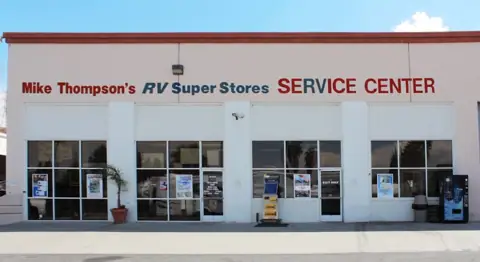 Mike Thompson's RV Service, Body, & Parts in Colton, CA