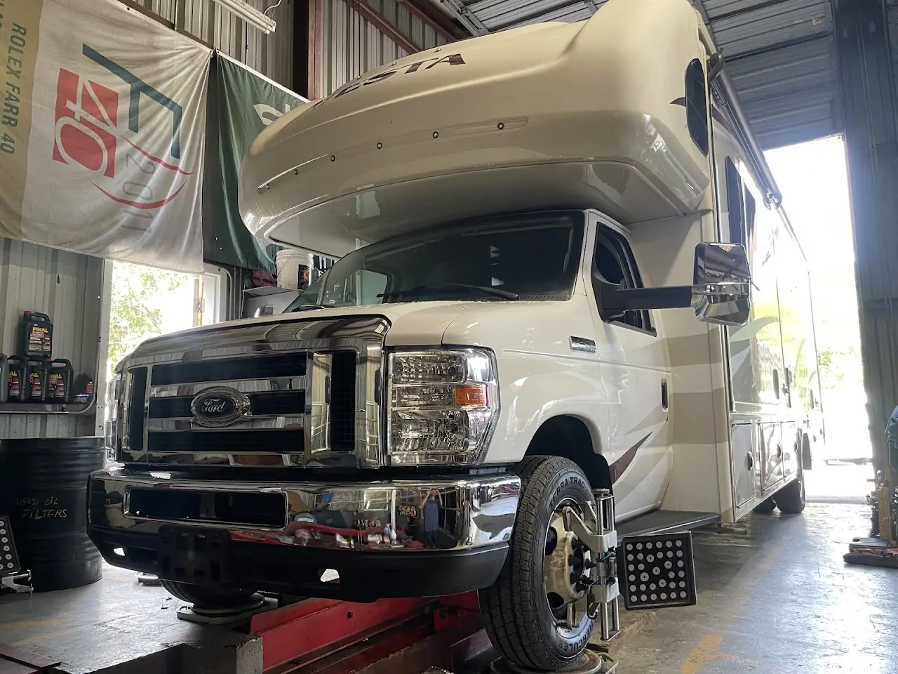 SUNCOAST TRUCK/RV/MARINE REPAIR CENTER, RV repair in Hudson