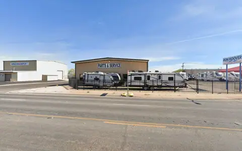 Ron Hoover Rv and Marine Service Dept. photo 2