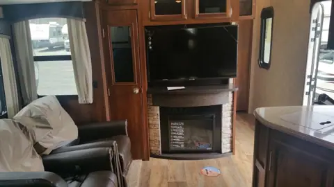 SEVEN O'S RV SALES photo 2