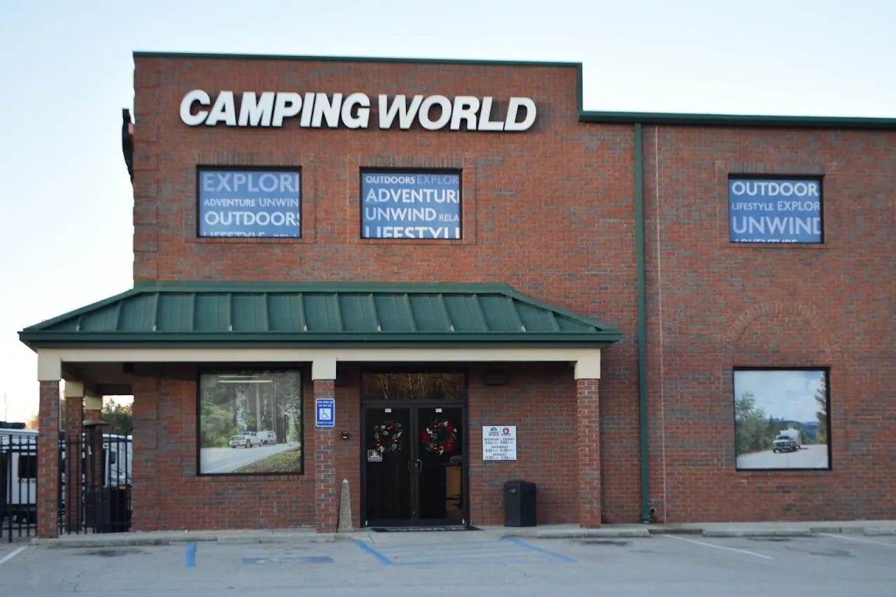 Camping World - Oakwood, RV repair in Oakwood