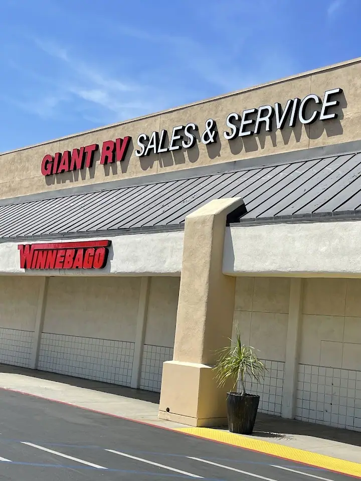 Giant RV - Downey, RV repair in Downey