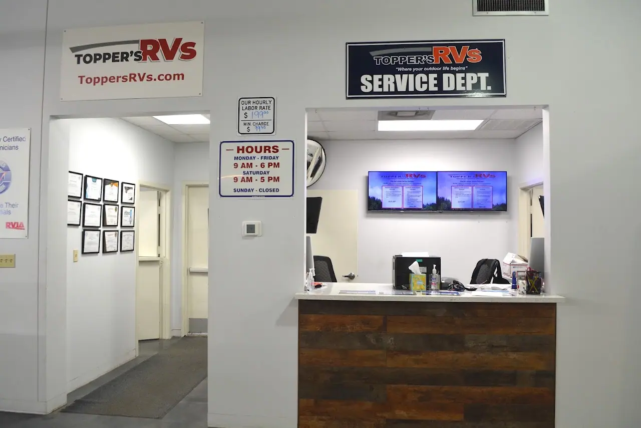 Topper's RVs, RV repair in Waller