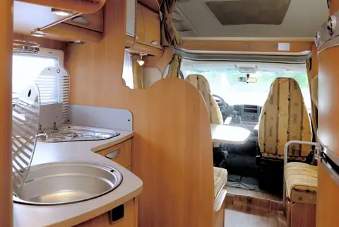 M & R RV Repair LLC photo 2