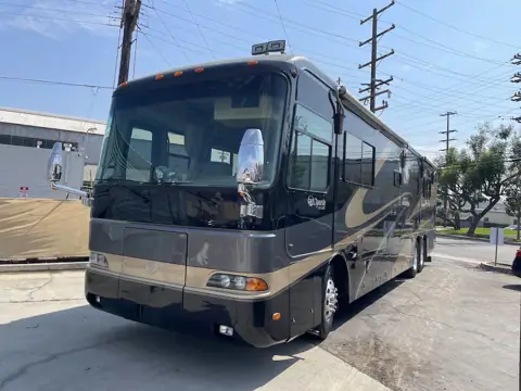 Lux Campers CA photo 3