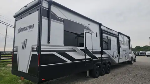 Blue Compass RV Columbus photo 3