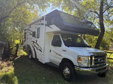 Farina's Mobile RV Repair photo 2