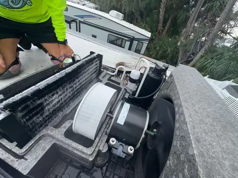 A1 RV Repair photo 3