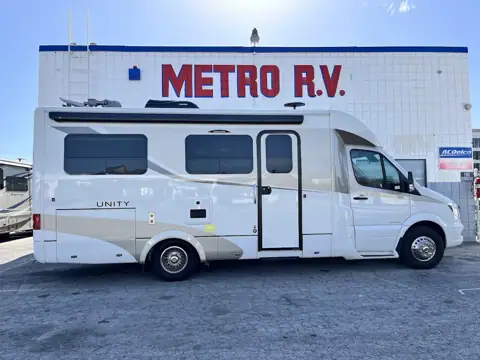 Metro RV Sales | Rentals | Storage | Repairs & Consigment Los Angeles in Burbank, CA