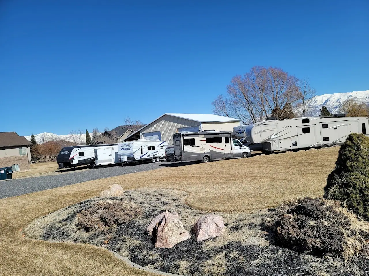 Ozzys Mobile RV LLC. (Ah-zi's), RV repair in West Haven
