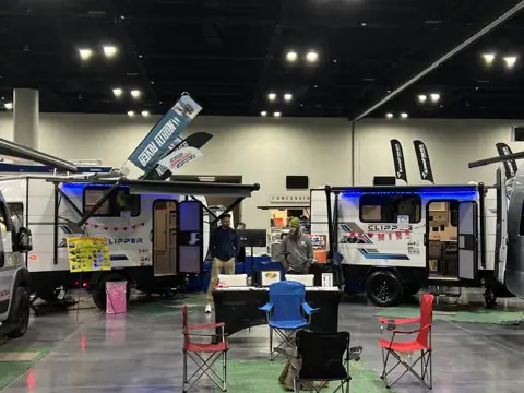 Frontier Auto & RV Sales photo 3
