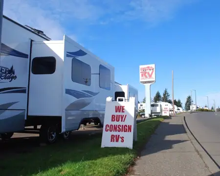 Gib's RV Superstore photo 3