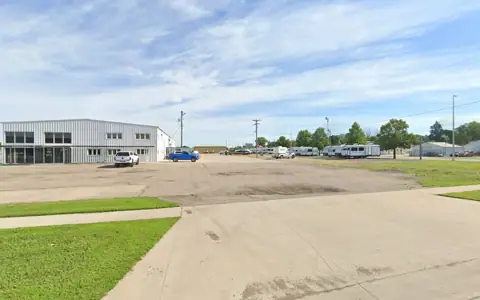 McLaughlin's RV & Marine Parts & Service Department photo 2