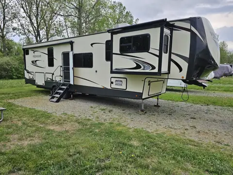 LRD MOBILE RV LLC. in Galena, OH