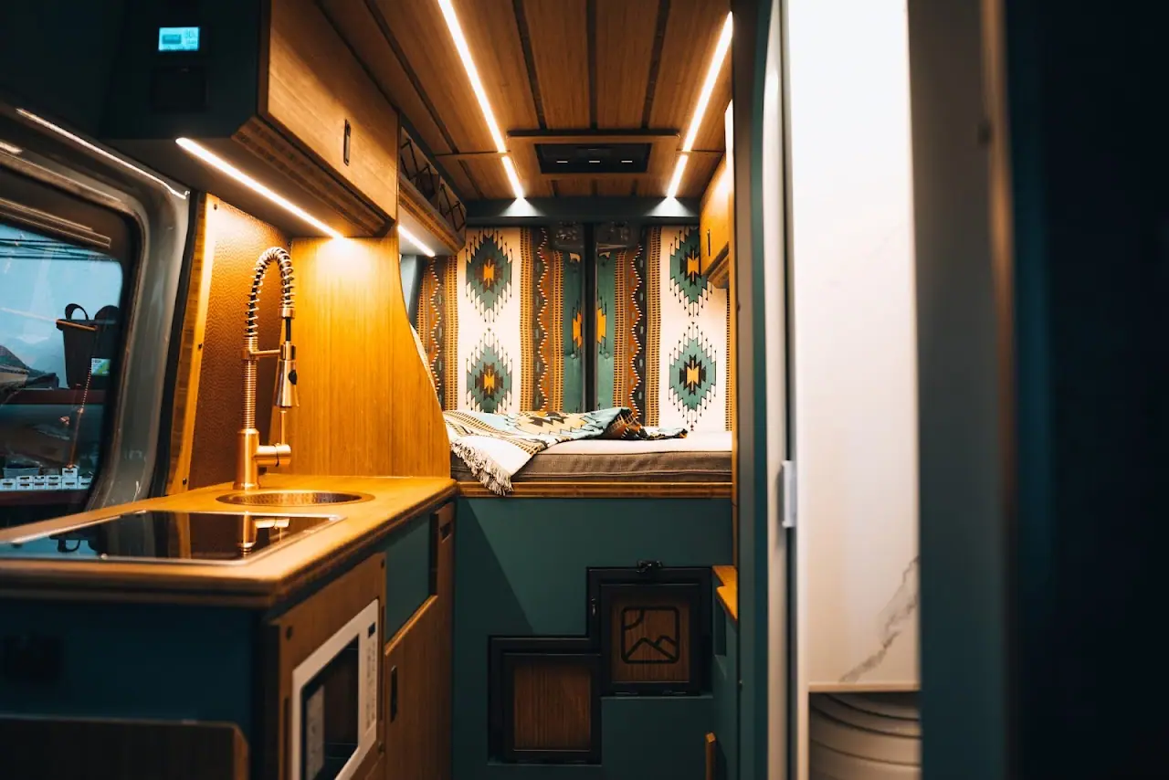 Camplife Customs, RV repair in San Diego