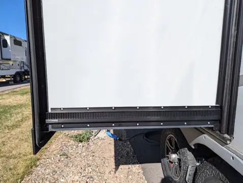 Elite RV Repair and Service photo 2