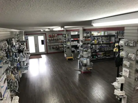 RP Custom Trailers, Service Center & Camping Store photo 2