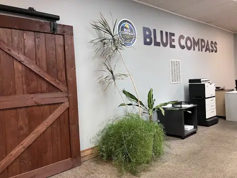Blue Compass RV Lexington photo 2