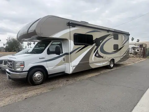 Overland RV in Riverside, CA