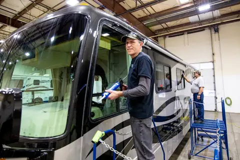RV Glass Solutions by Coach Glass - Florida photo 3