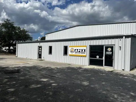 APEX Auto & RV Repair in Clearwater, FL