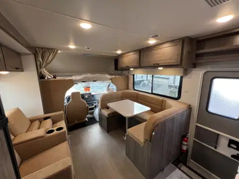 Byerly RV Body Shop in Troy, MO