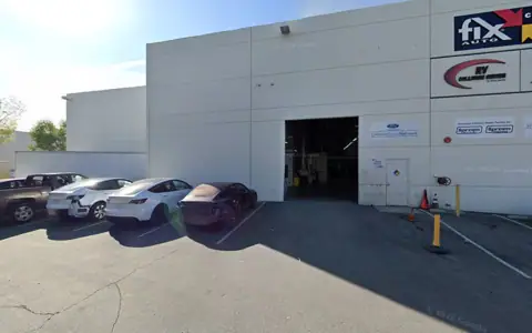 Rv Collision Center Of Redlands photo 2