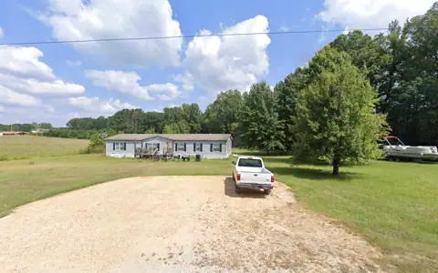 Lambert Mobile RV technician photo 2