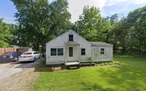 August Falls RV. Repair photo 2