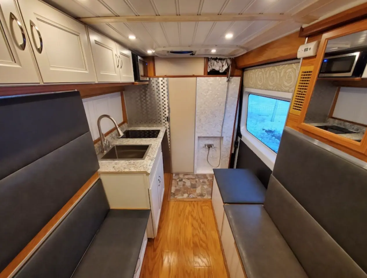 Ninjavan LLC, RV repair in Brimfield