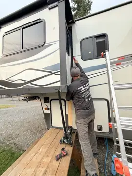 Freedom Adrift RV Repairs photo 3