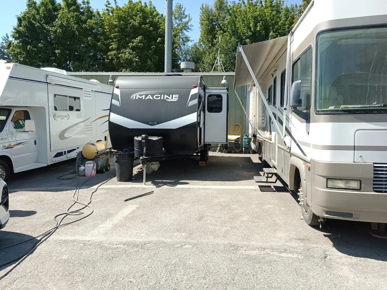 Davey Rocket Corporation, RV repair in Gladstone