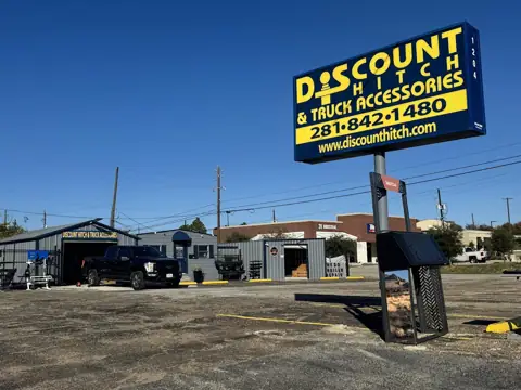 Discount Hitch & Truck Accessories photo 3