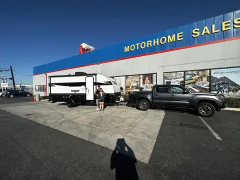 Mike Thompson's RV Super Store in Santa Fe Springs, CA