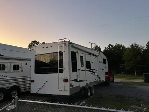 CHILTON RV REPAIR photo 3