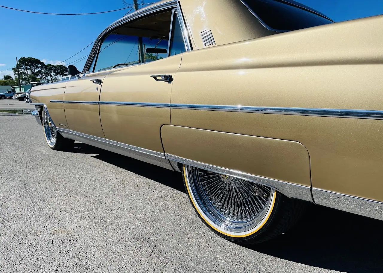 Unique Auto Collision & Paint, LLC, RV repair in Fort Pierce