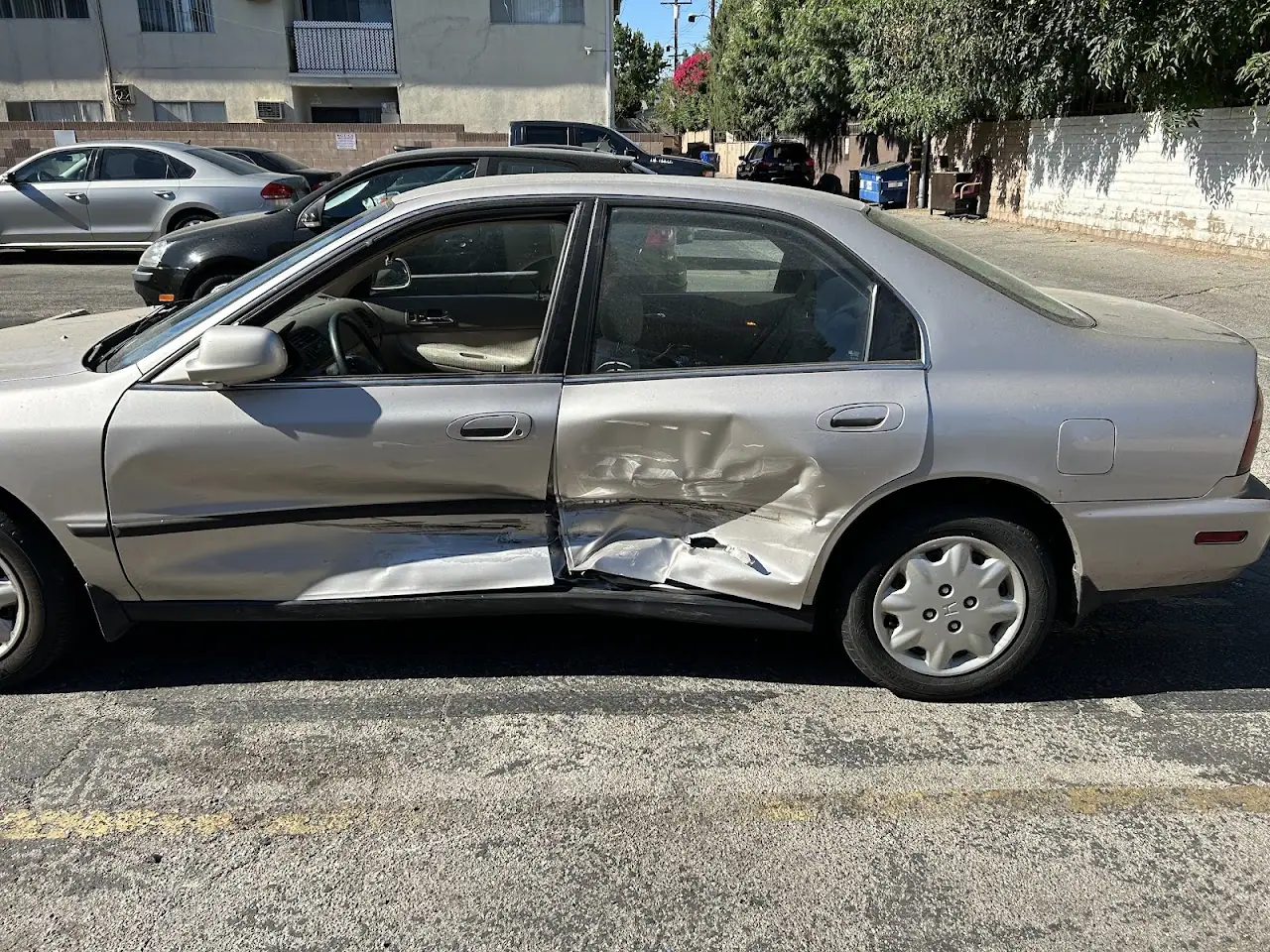 Bumper to Bumper Auto Body & Paint, RV repair in Canoga Park