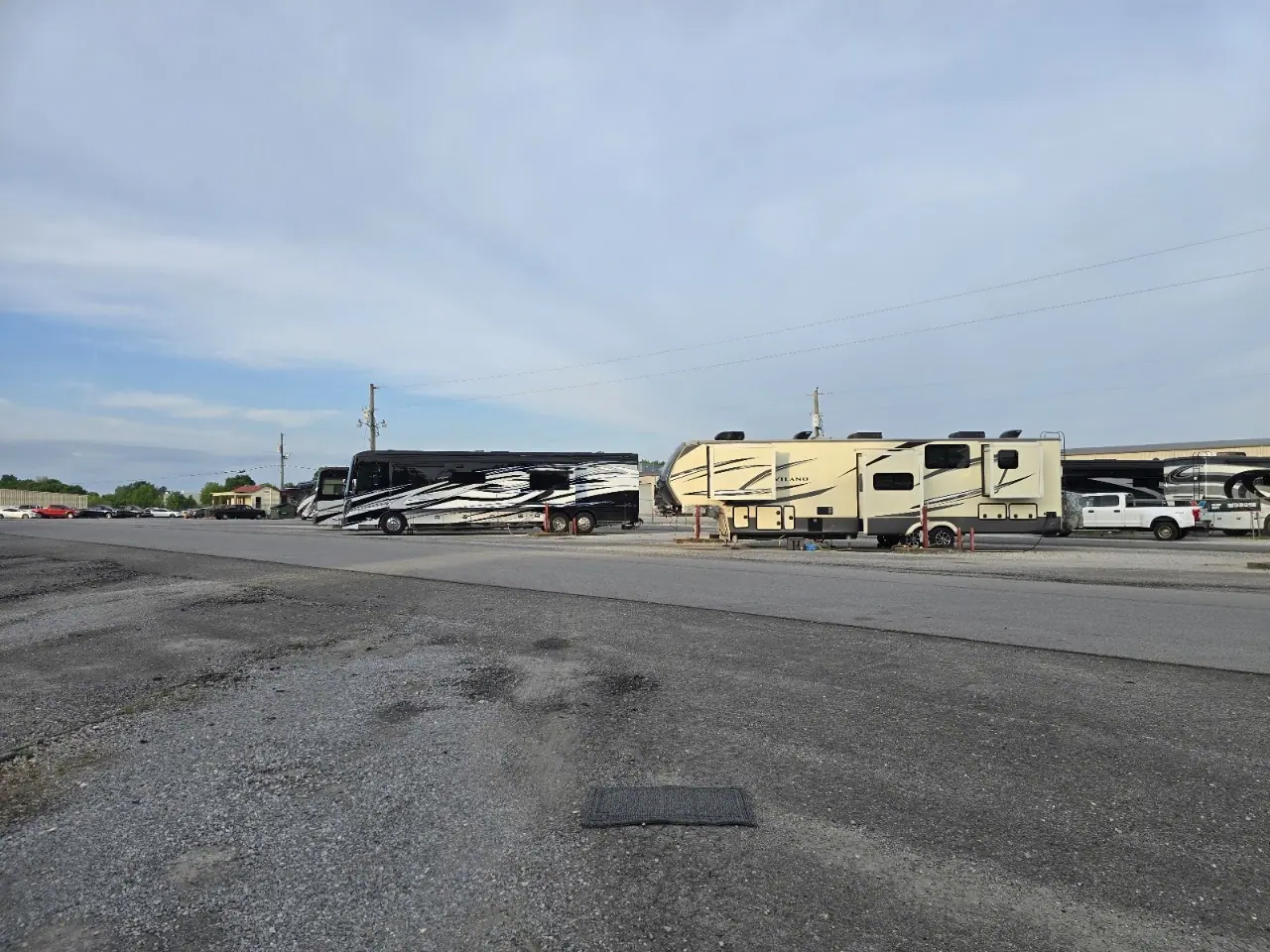 Tiffin Allegro Campground, RV repair in Red Bay