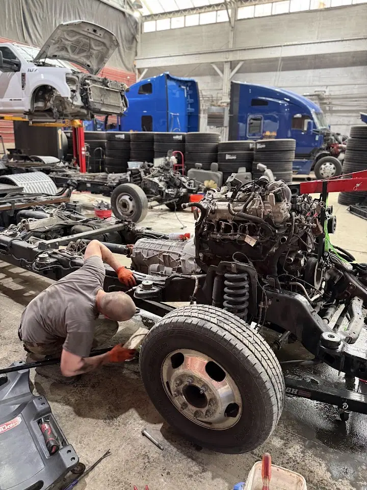 Pit Stop Truck And Trailer, RV repair in Blue Island