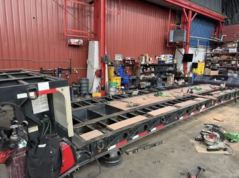 Pit Stop Truck And Trailer photo 3