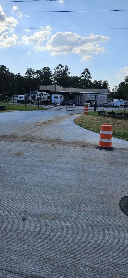 Thornton's RV Repair & Collision Services LLC, RV repair in Magnolia