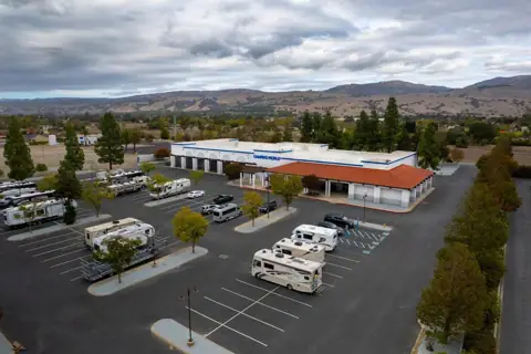 Camping World - San Martin photo 3