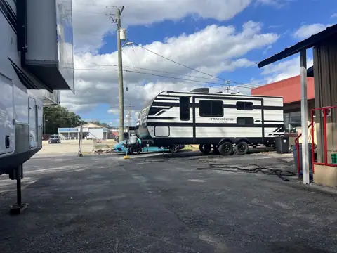Good Guys RV Repair of Tampa photo 2