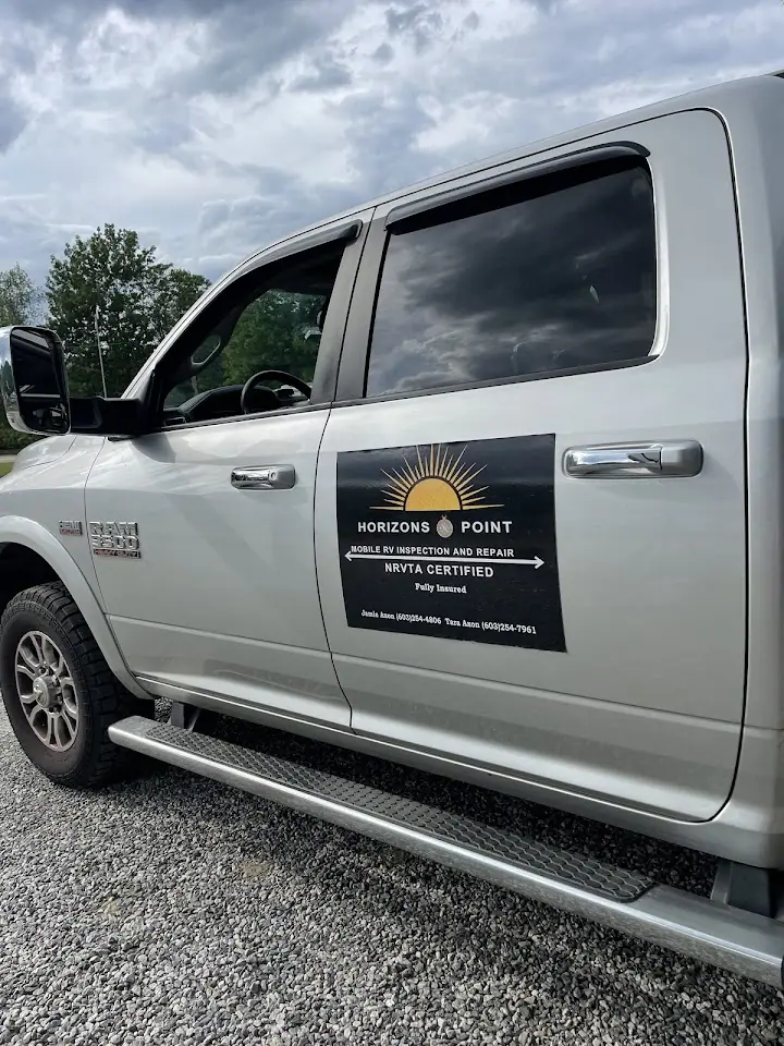 Horizons Point, RV repair in Rumney