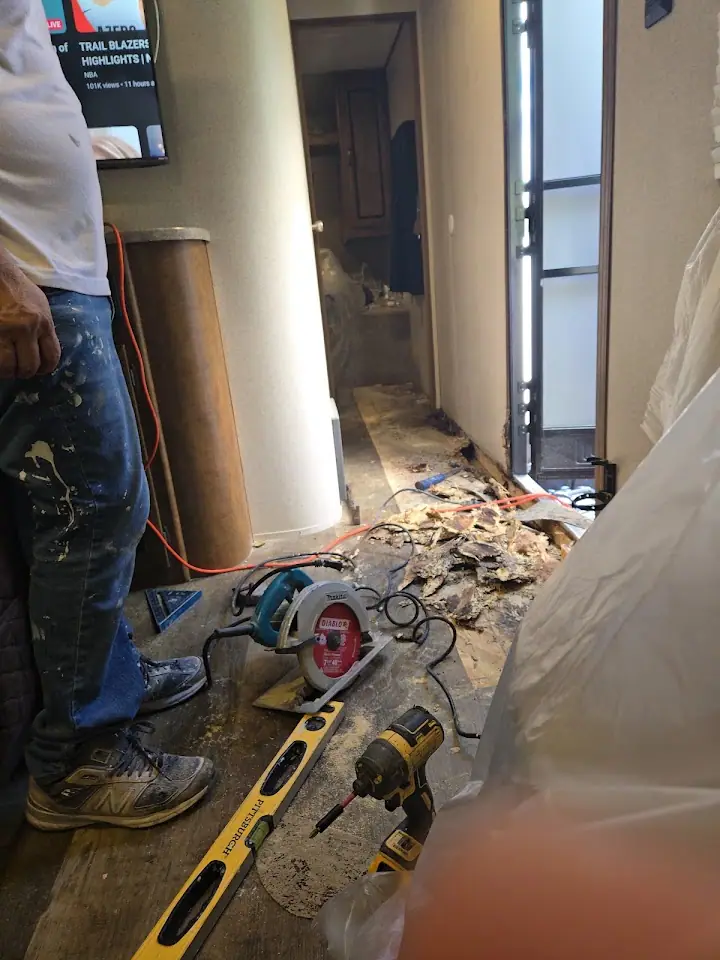 Briones RV and more repair, RV repair in Miami