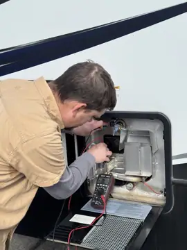 Select RV & Bus Repair photo 3