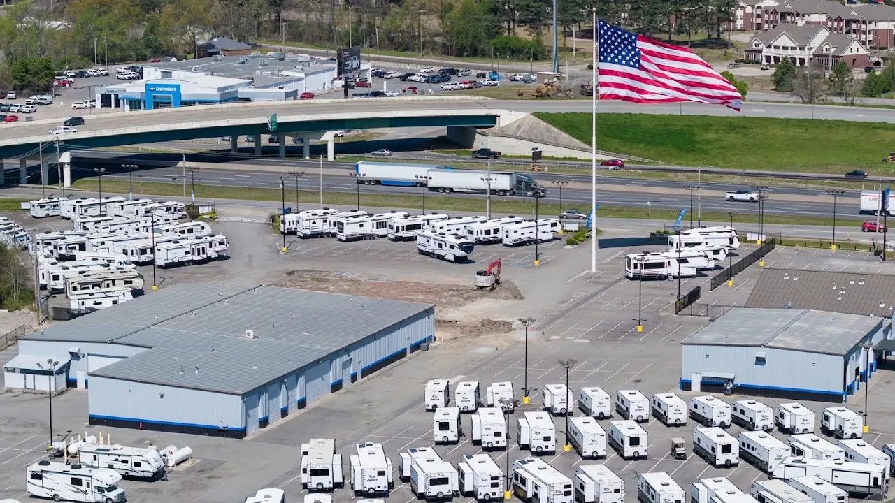 Camping World - Benton, RV repair in Benton