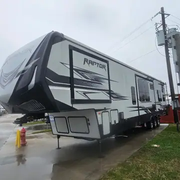 Williams and Sons RV Repair photo 2