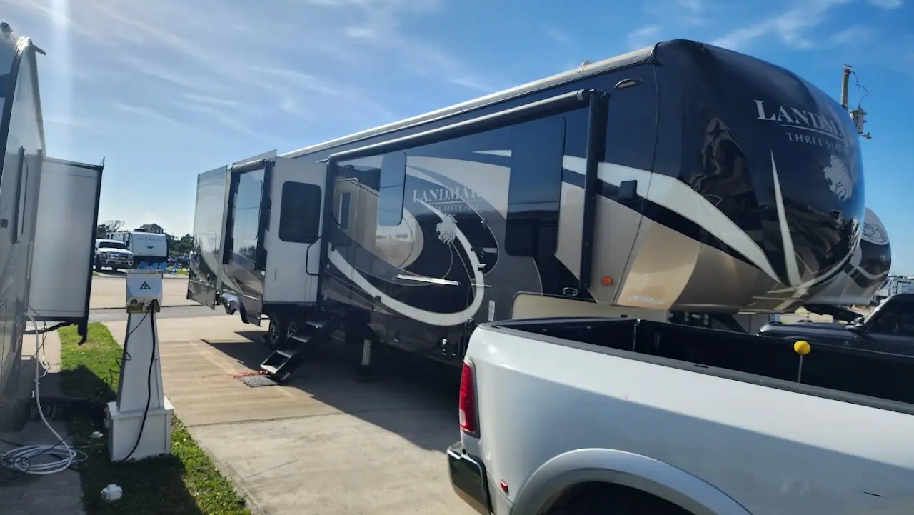 On the Mark Mobile RV Tech Services, RV repair in Butler