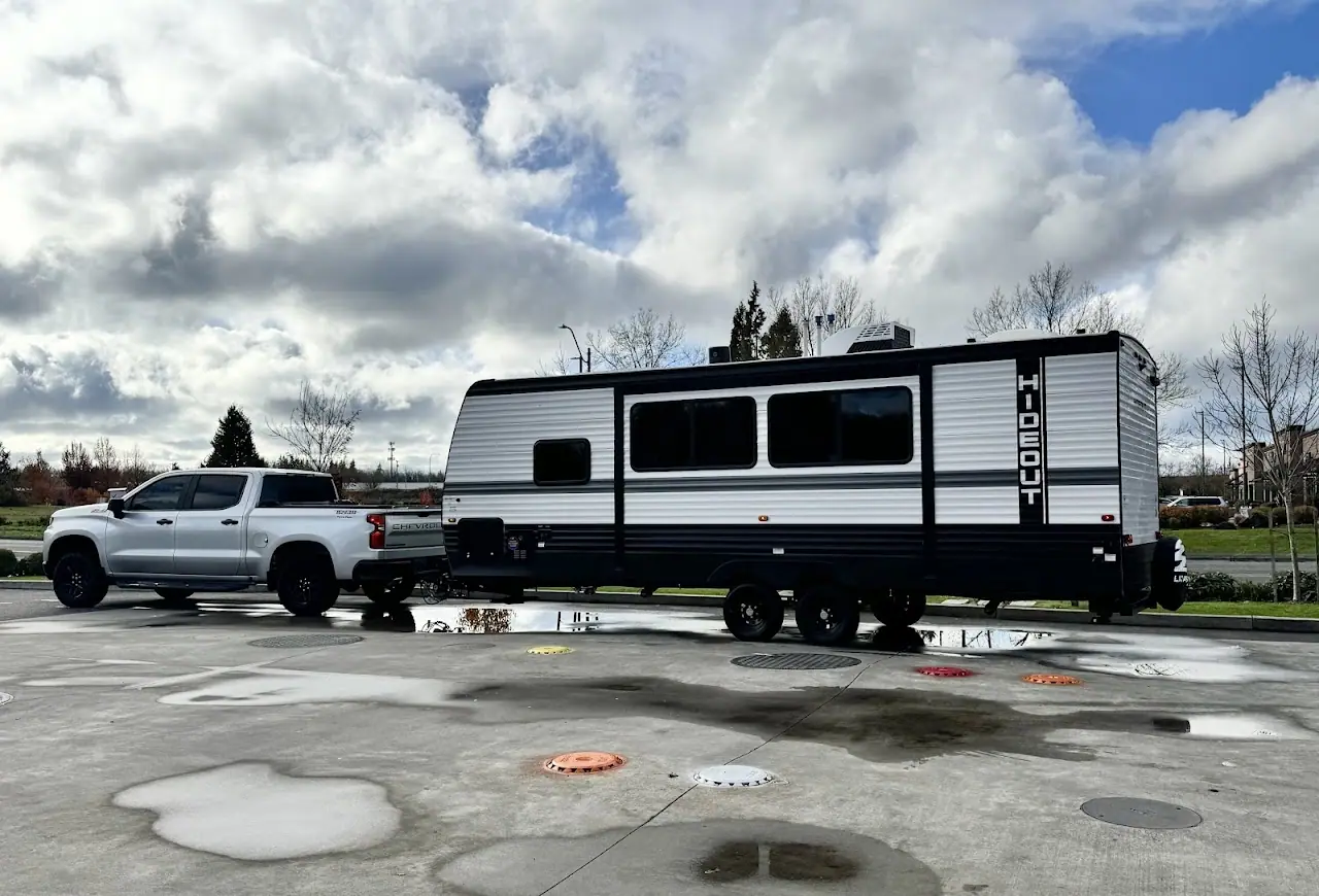 MB RV Repair, RV repair in Kalama